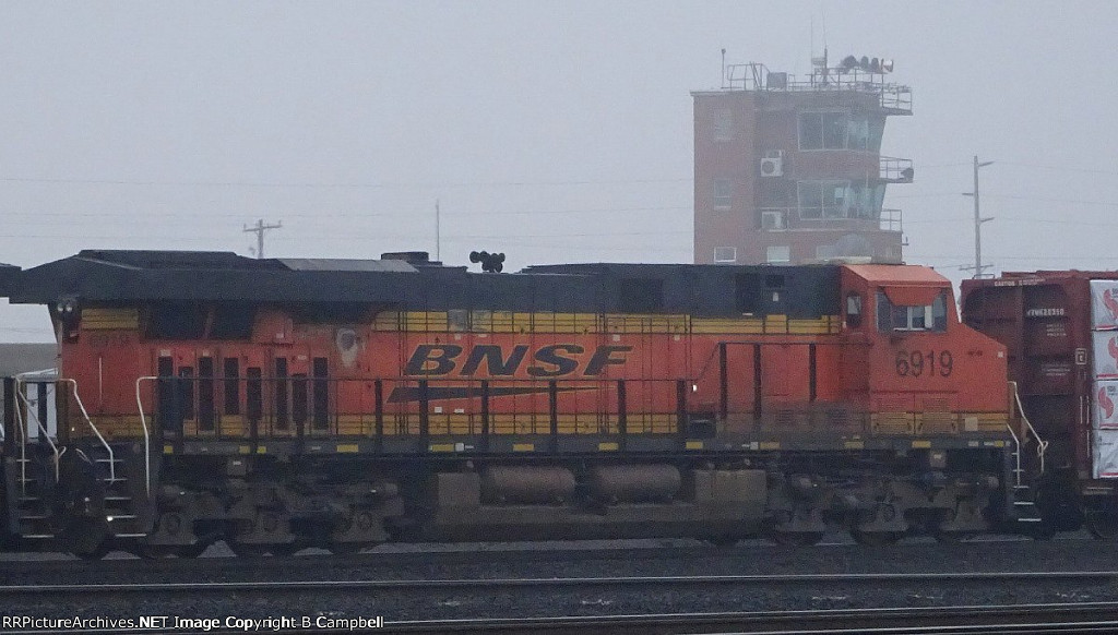 BNSF 6919